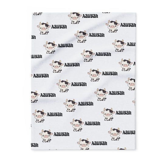 Cute Cow Arctic Fleece Blanket, Cozy Throw for Animal Lovers, Baby Shower Gift, Nursery Decor, Warm Home Accessory