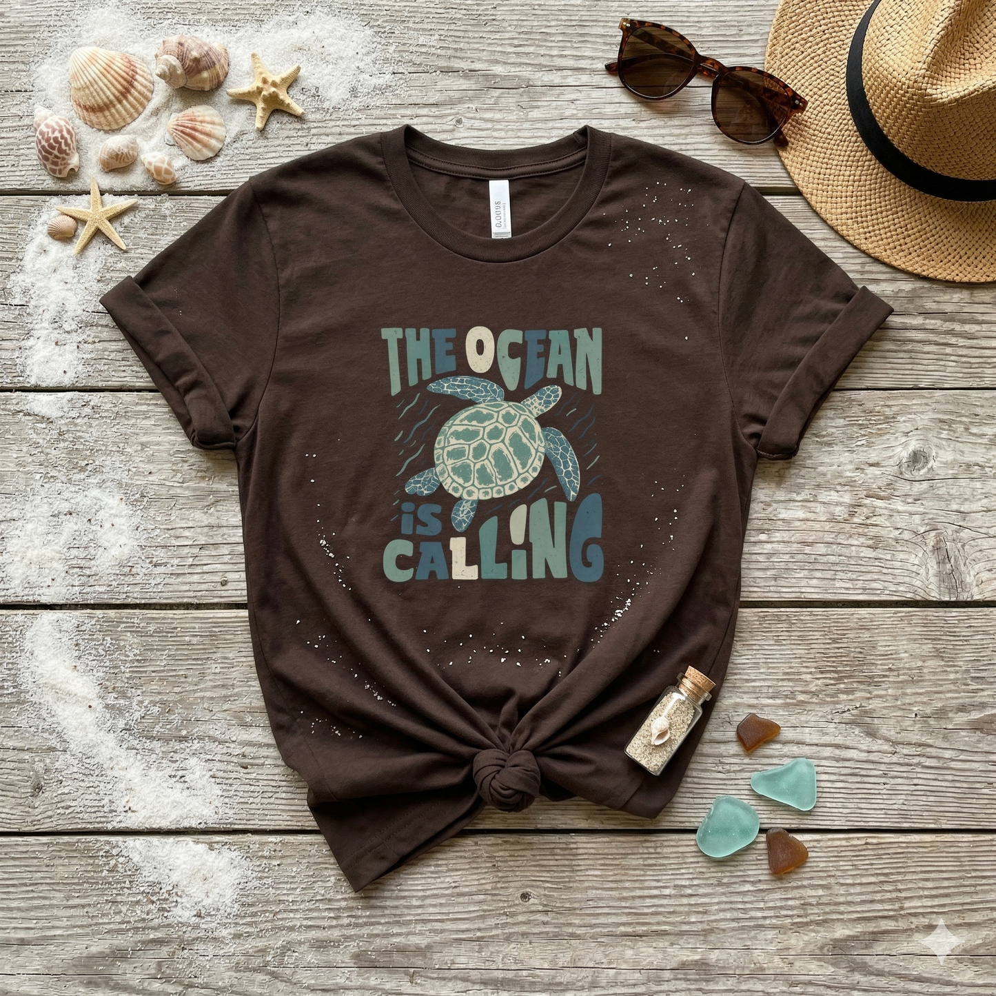 The Ocean Is Calling Shirt, Sea Turtle Tee, Beach Lover Shirt, Ocean Vibes T-Shirt, Coastal Aesthetic Tee, Minimal Turtle Shirt, Summer Beach Tee